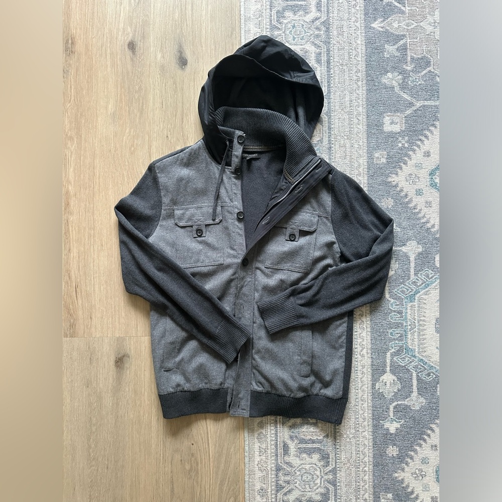 Banana Republic Men’s Hoodie Sweater Jacket Sz: L; Length of Jacket: 26.5 inches